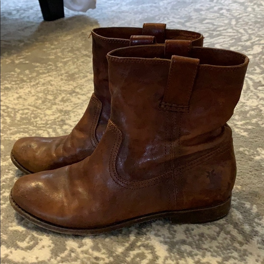 Short Frye Boots